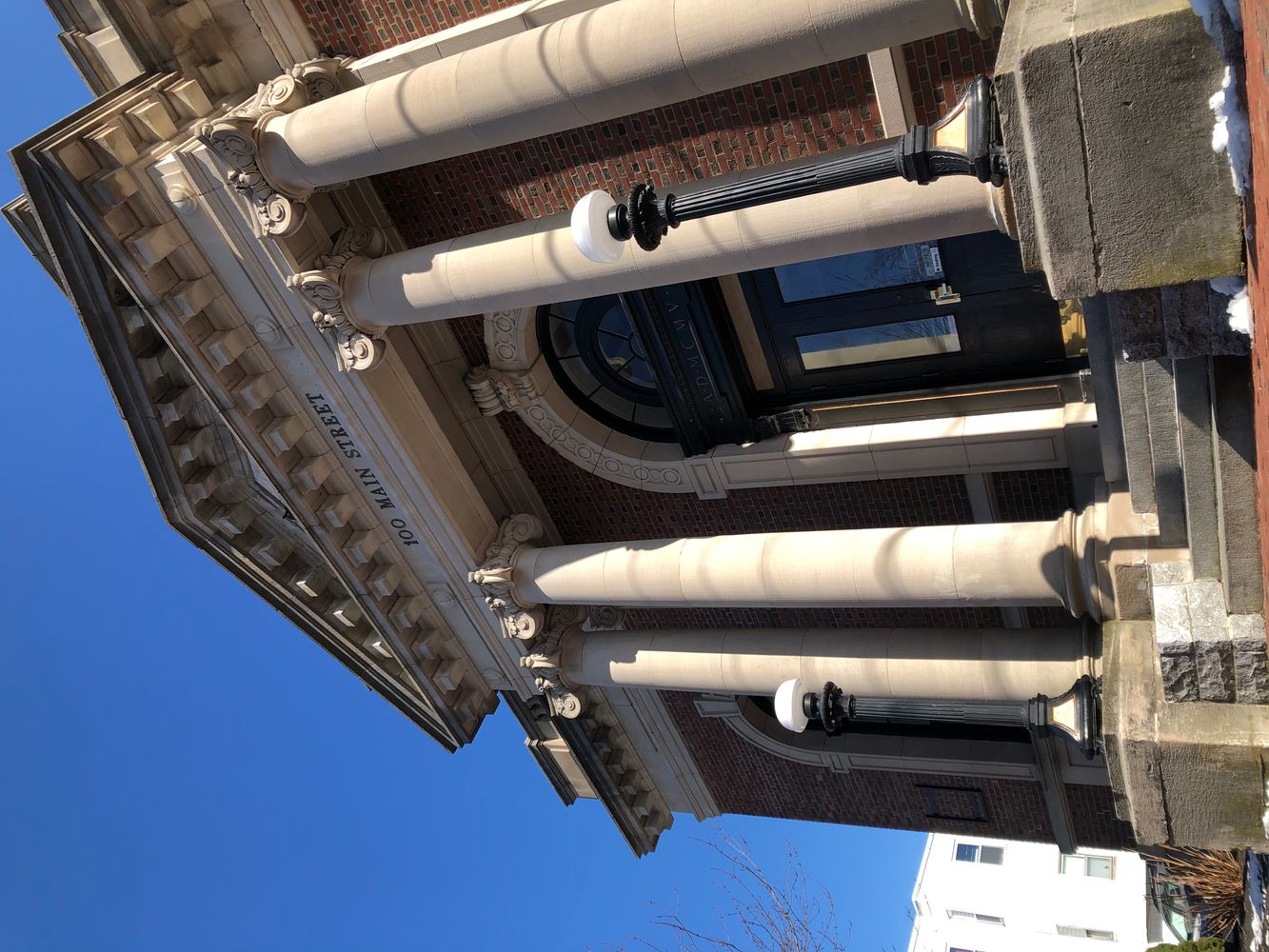 Amesbury Building : 100 Main St, Amesbury, MA 01913